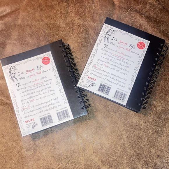 Black Spiral Notebook Set with Pens - Picture 3 of 3